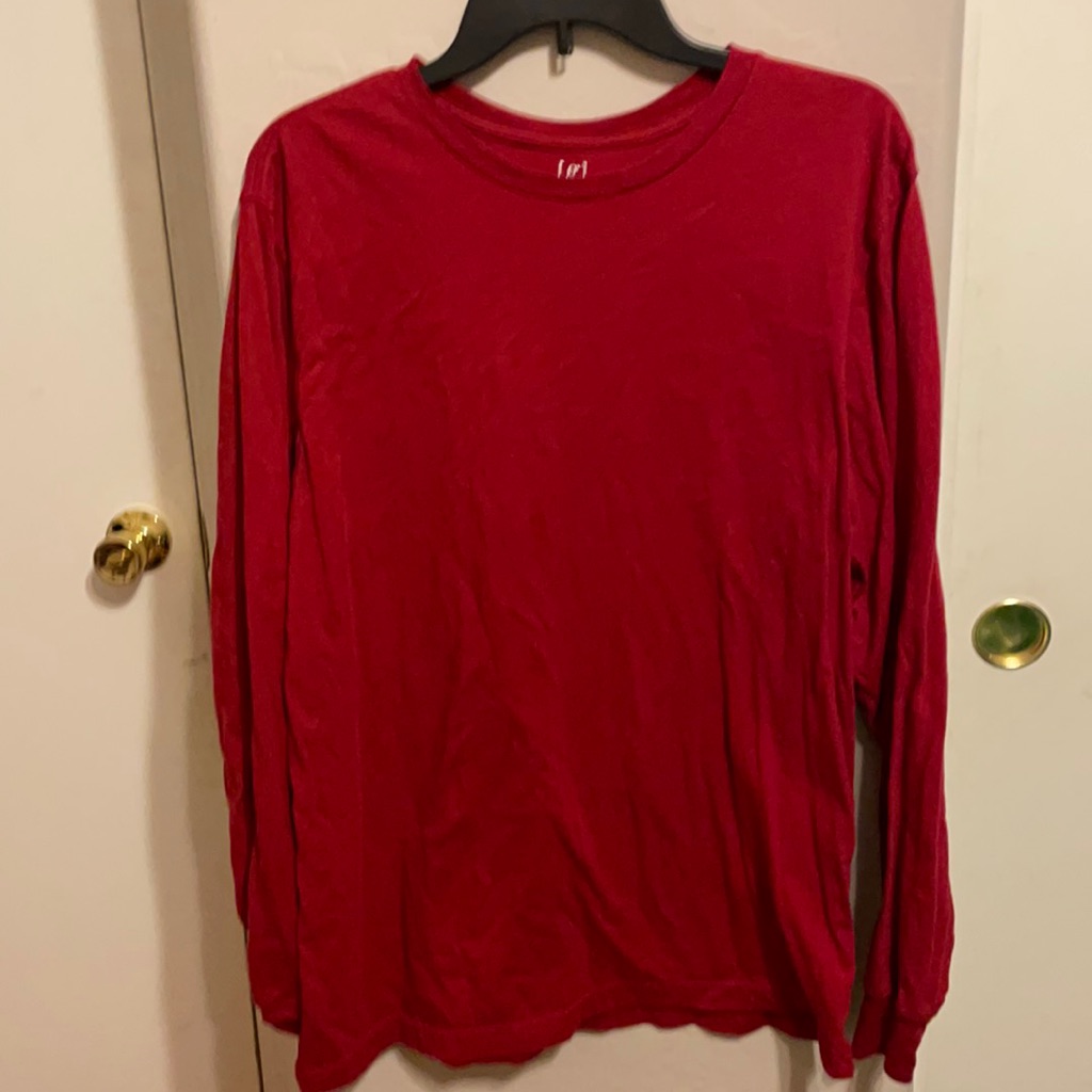 Men’s Large Red T-Shirt
